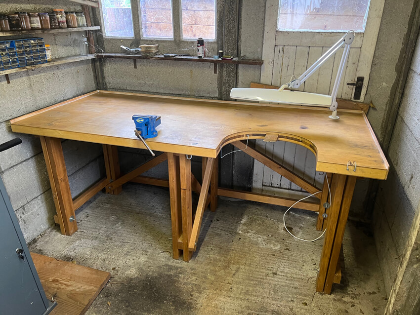 Benchpeg Jewellers workbench with light and vice installed £550